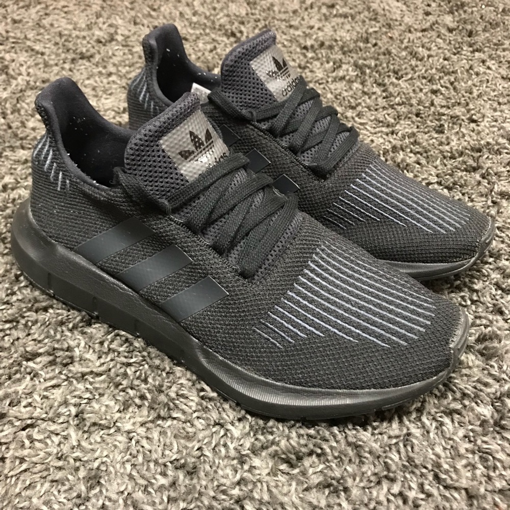 Adidas Swift Run